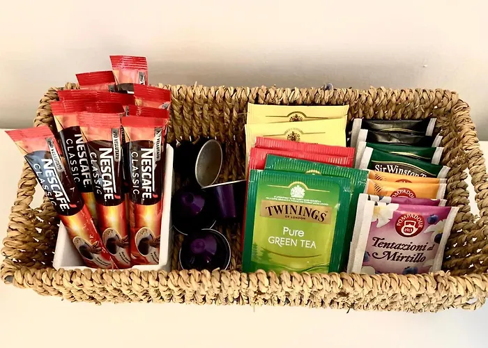 Bed and Breakfast In Town 4*